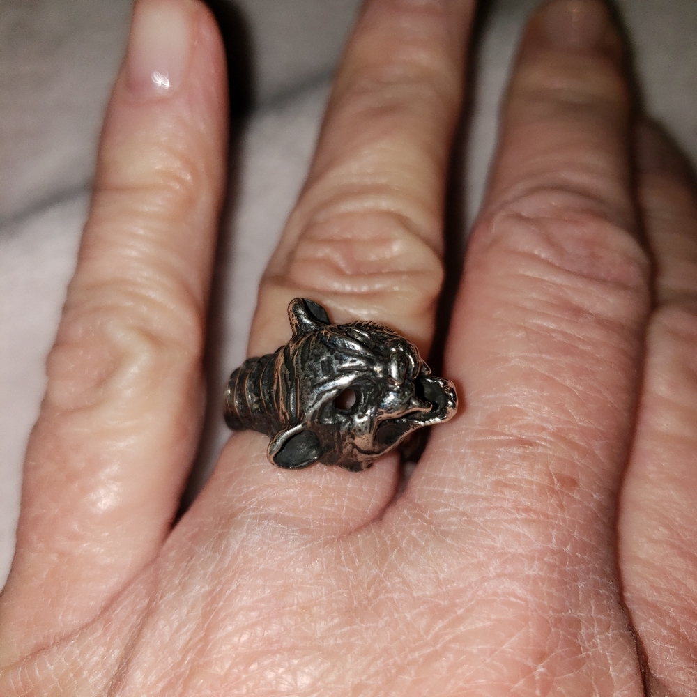 SS lion ring - Picture 5 of 7